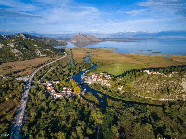Jazero Skadar a výhľad na Virpazar