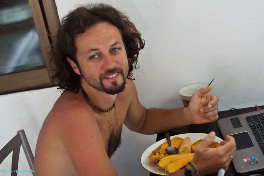 V Thajsku som jedol mango a išiel som bez trička.