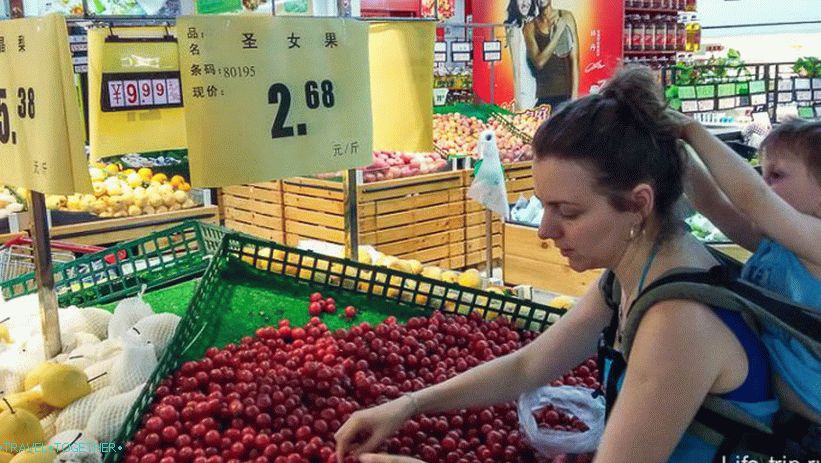 Cherry paradajky sú v mojom živote najchutnejšie! Sú veľmi lacné!