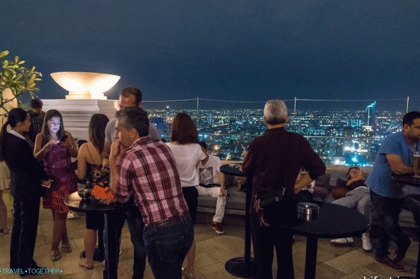 Slávny hotel Lebois, kde bakalárska strana natáčala film v Bangkoku - 63 poschodí